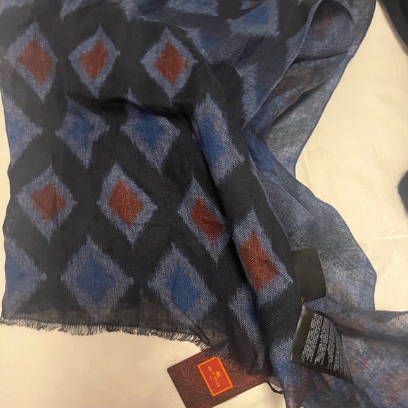 Etro Blue and Red Patterned Scarf - Picture 2 of 4